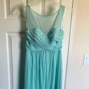 David’s Bridal mint bridesmaid dress